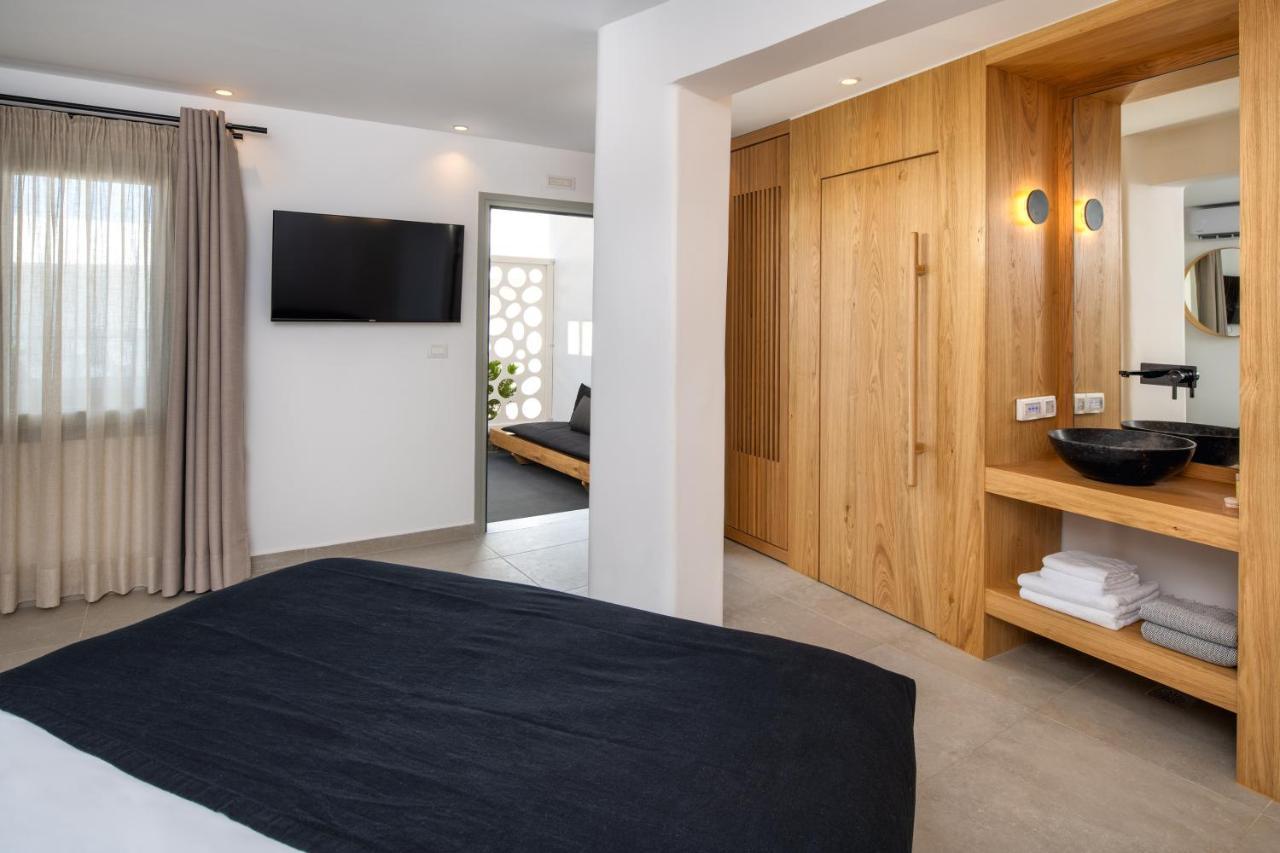 Callia Retreat Suites - Adults Only Firá Buitenkant foto