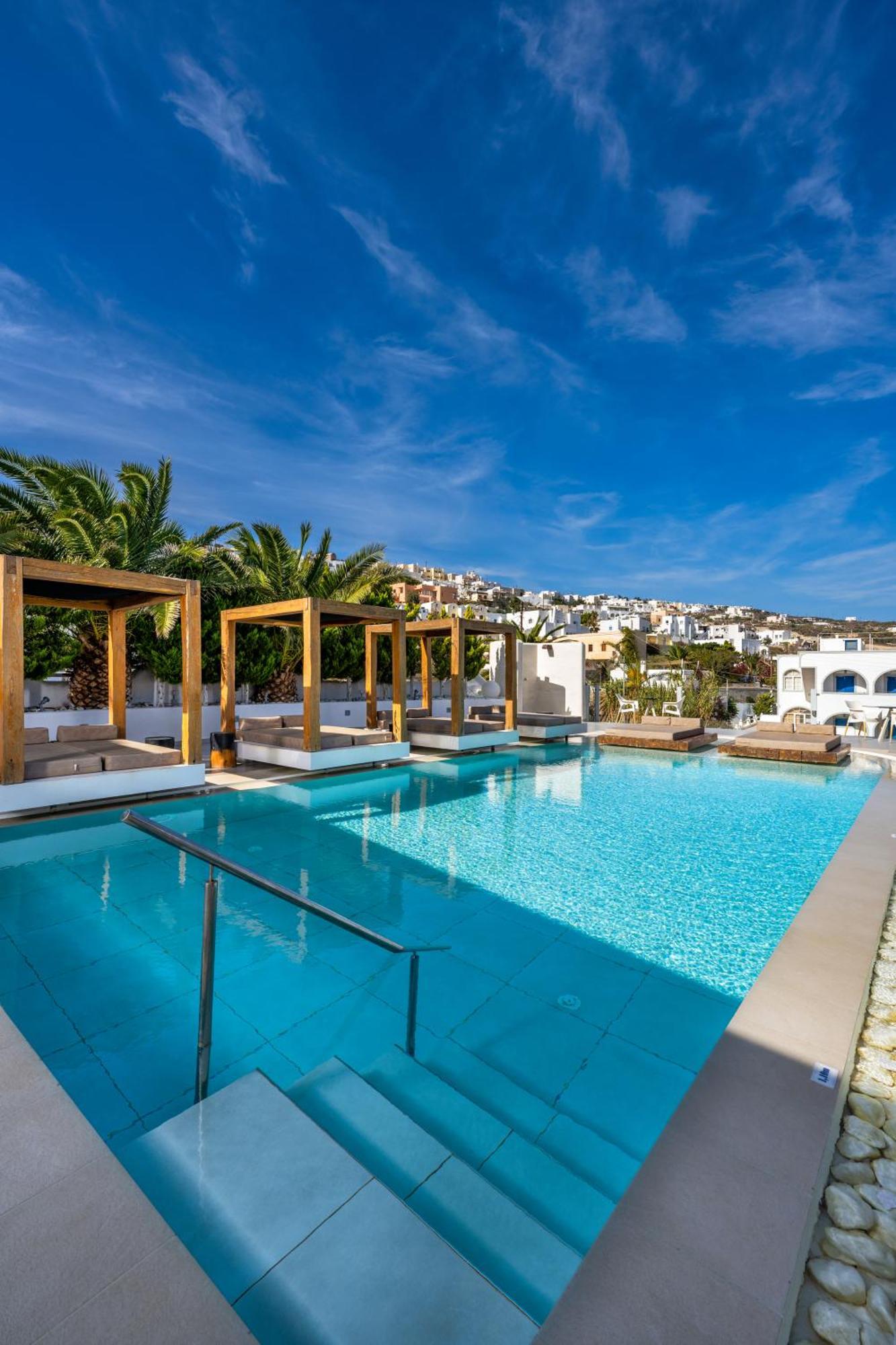 Callia Retreat Suites - Adults Only Firá Buitenkant foto