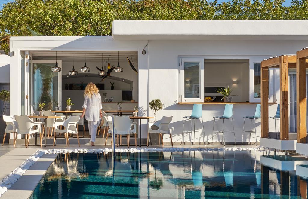 Callia Retreat Suites - Adults Only Firá Buitenkant foto