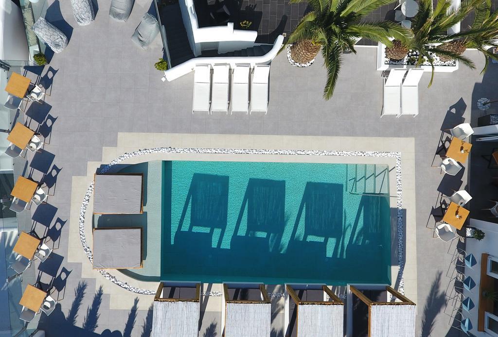 Callia Retreat Suites - Adults Only Firá Buitenkant foto